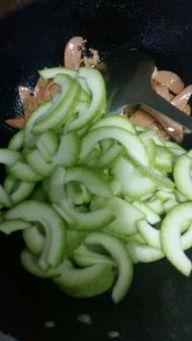 吃虾可以吃白瓜吗,健康搭配的饮食新主张