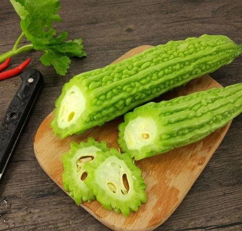 花尤吃瓜,揭秘娱乐圈的甜蜜与苦涩